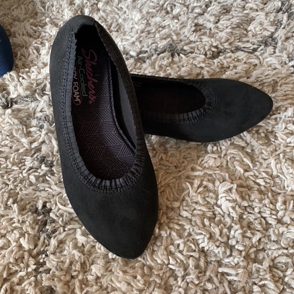 Flats - Picture 3 of 5